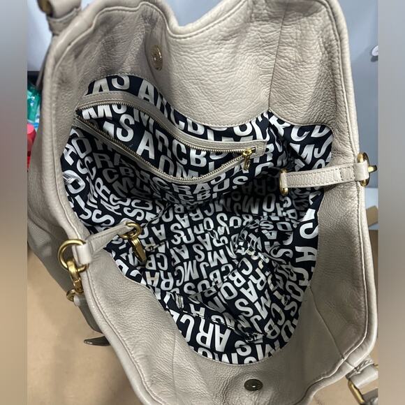 EUC Marc Jacobs Large Q FRAN BAG Cream Pebble Leather Brass Hardware Crossbody - Picture 11 of 16